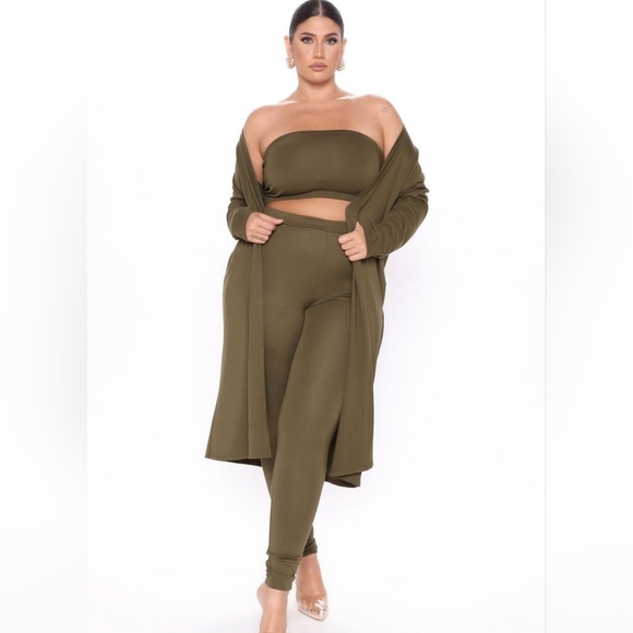FASHION NOVA* Talk About It 3 Piece Legging set - Picture 2 of 5